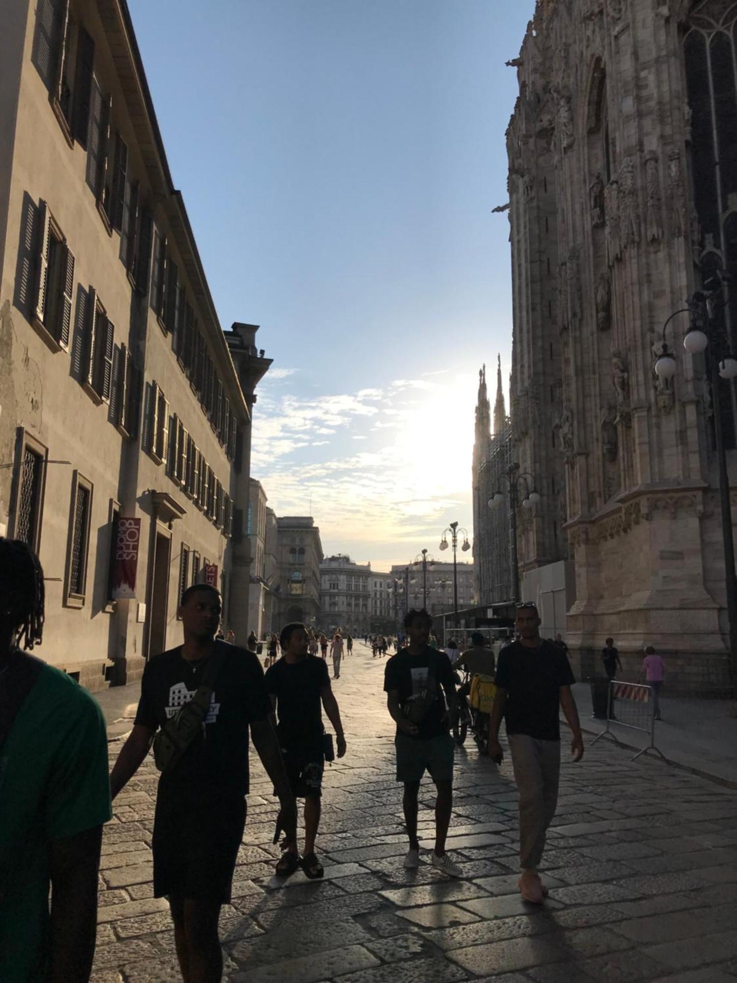 Free 30 Minutes Preemptive Cognitive Disconnect Therapy Price Location Real Duomo Palace Mini Suite 米兰 外观 照片